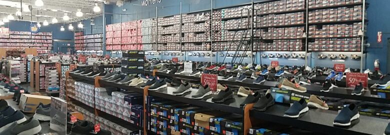 SKECHERS Warehouse Outlet