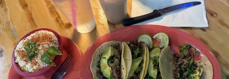 Los Tacos Del Chef Pancho Restaurant