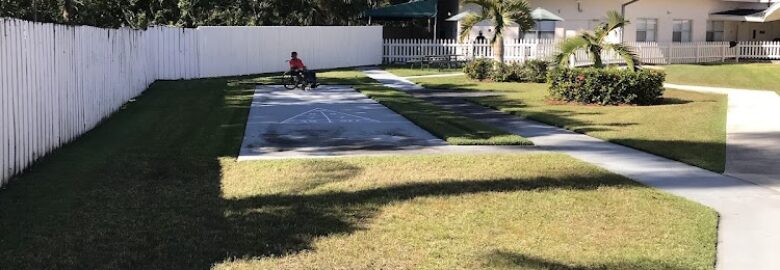 Pinecrest Center for Rehabilitation and Healing