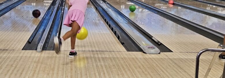 Bird Bowl Billiards