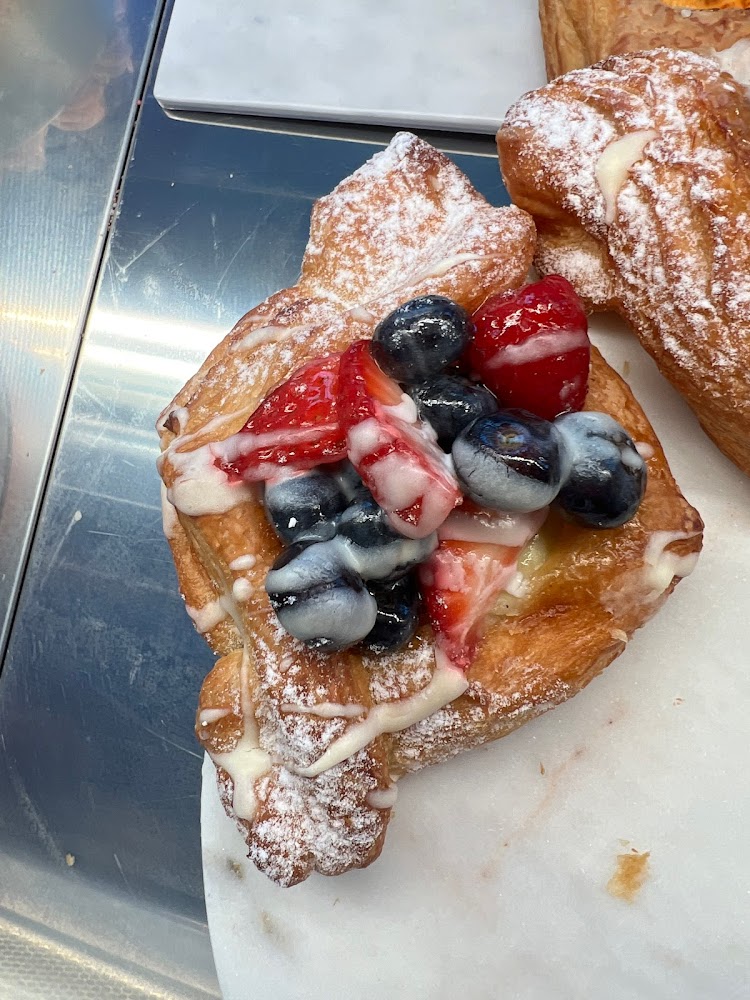 AF1QipM6YXyV0DgPpQJFc 1497Ai7DZNbd V AMnfR8w1600 h1000 k no