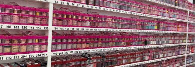 Nails Amour