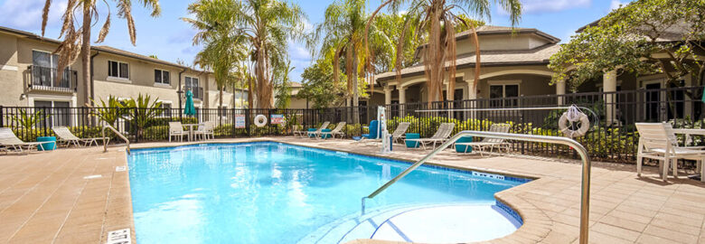 Emerald Dunes Apartments