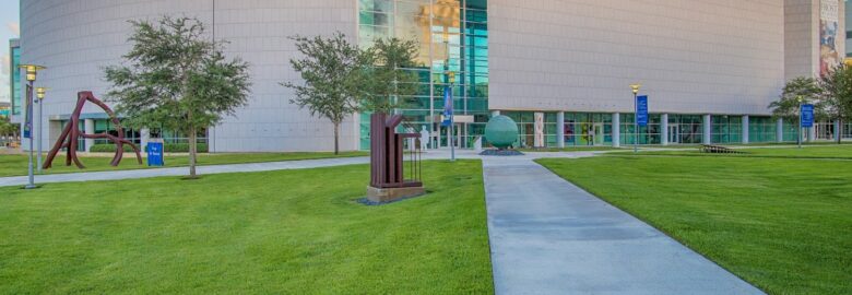Patricia and Phillip Frost Art Museum
