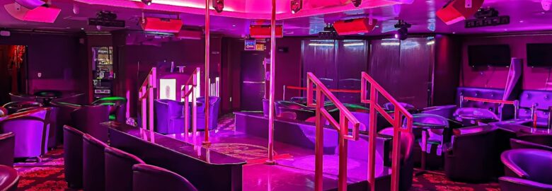 Bellas Cabaret – Miami Strip Club