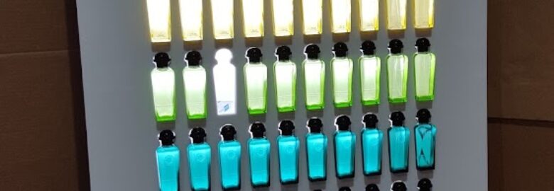 Custom Acrylics M&S