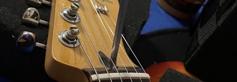 Carlos Guitar Tech