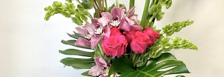 Entre Flores y Cafe Flower Design and Events